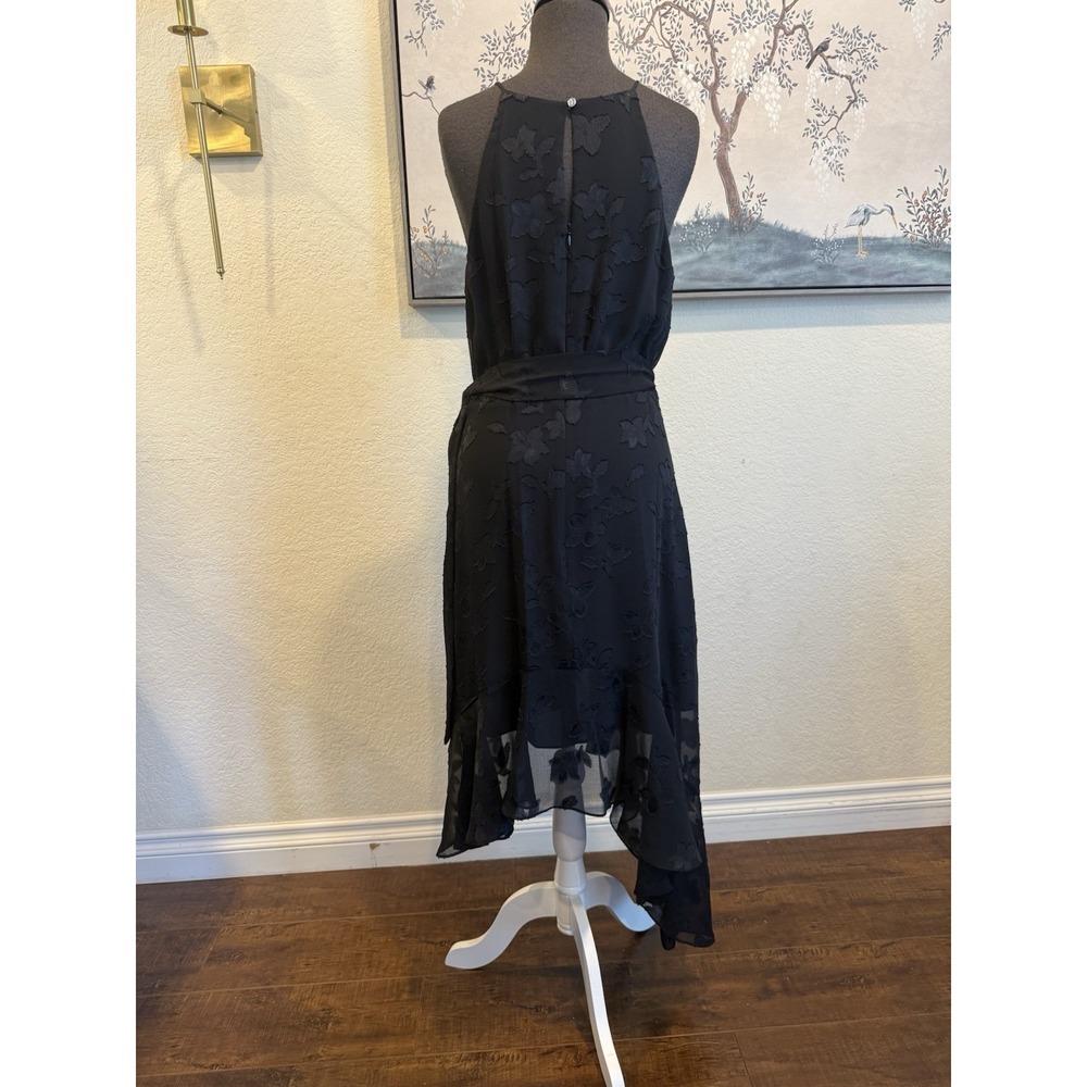 Little Romantic Black Dress With Fairy Hemline - Picture 5 of 7